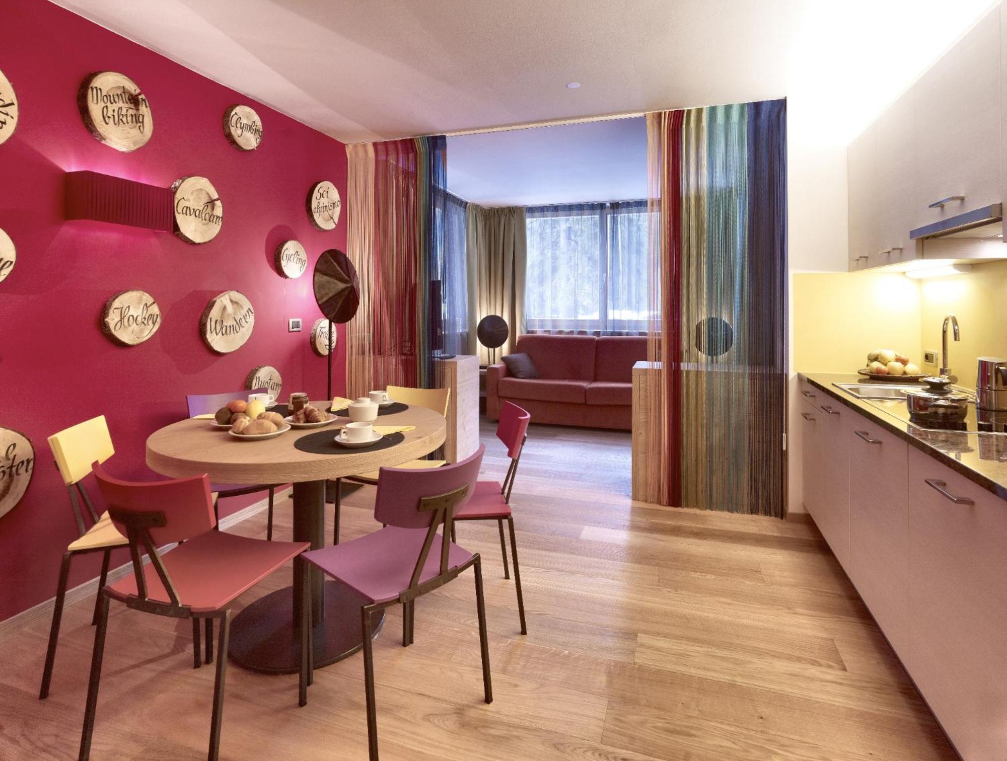 Color Home Suite Apartments Predazzo Εξωτερικό φωτογραφία