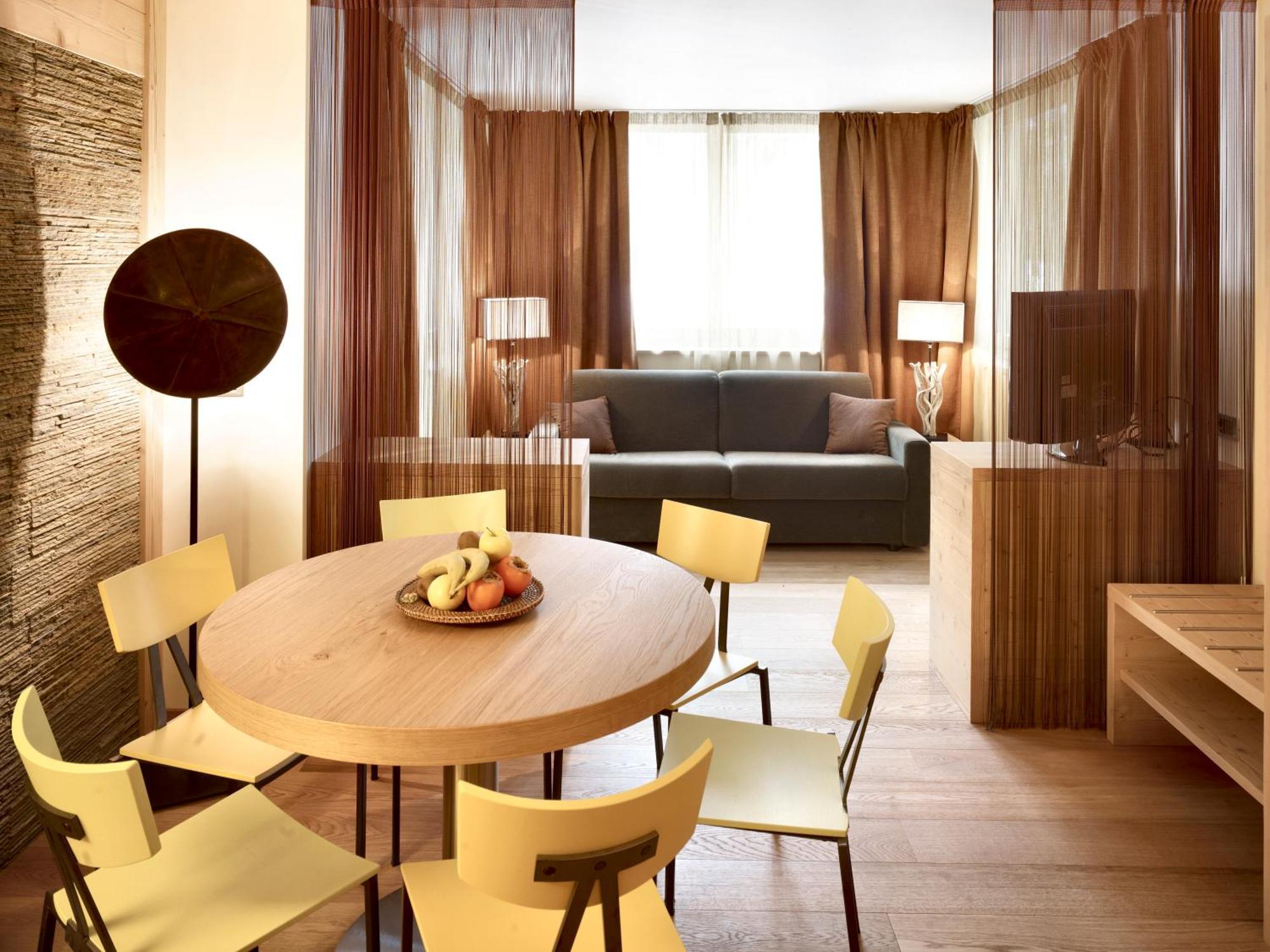Color Home Suite Apartments Predazzo Εξωτερικό φωτογραφία