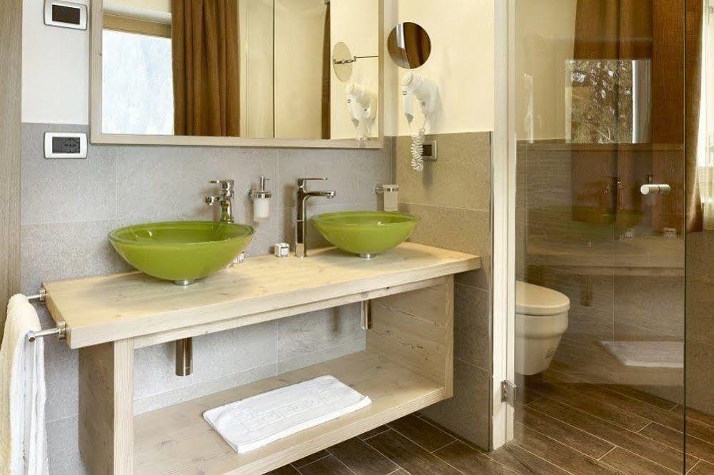 Color Home Suite Apartments Predazzo Εξωτερικό φωτογραφία